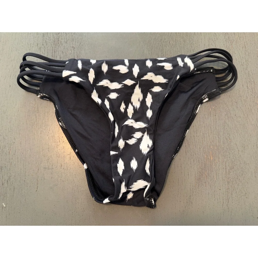 L*Space Bikini Bottoms XS Black White Strappy Side Full Cut Swimwear RN 130061